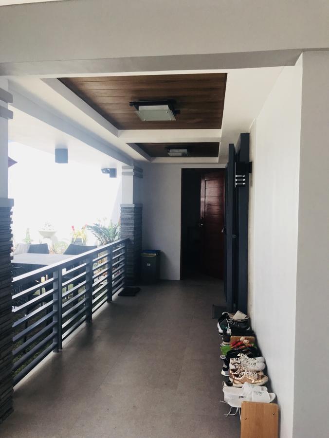 Hillary Timog Park Homes Angeles Exterior photo